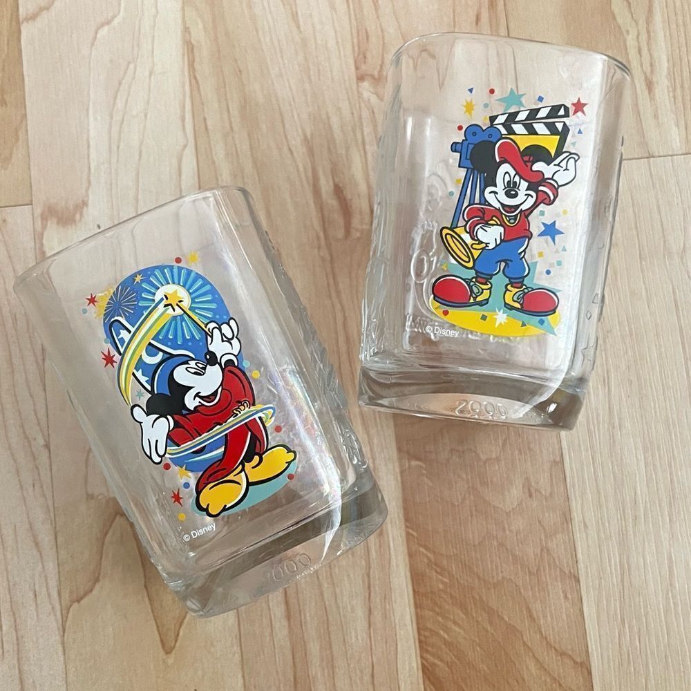 Vintage Walt Disney World Set of Two Mcdonalds 2000 Glasses